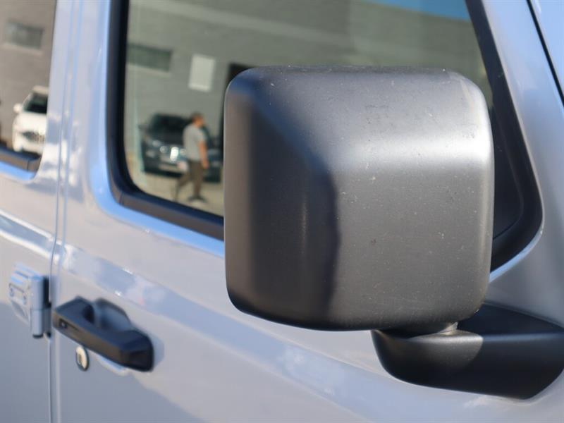 jeep Wrangler 2023 - 12