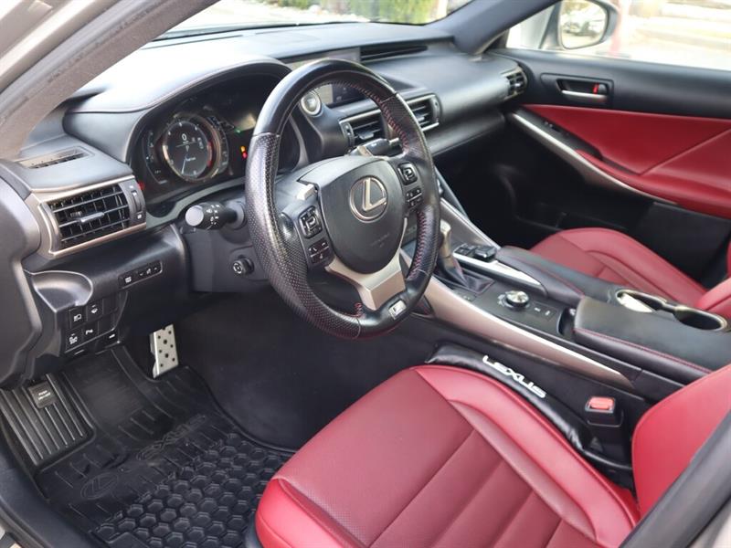 lexus IS  2020 - 15