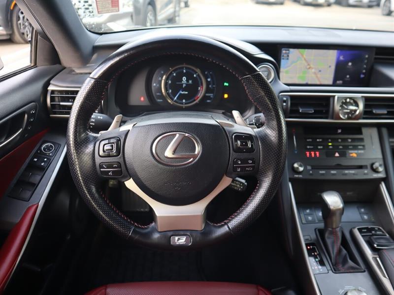 lexus IS  2020 - 21