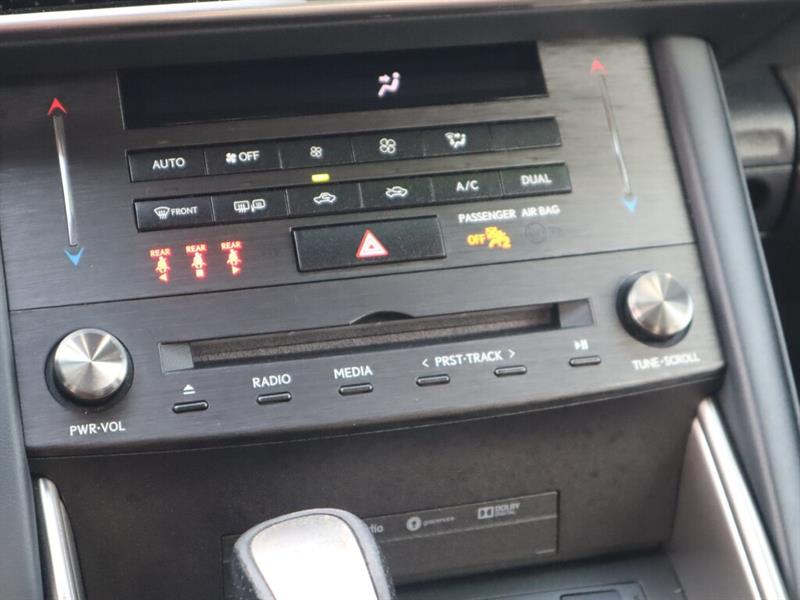 lexus IS  2020 - 23