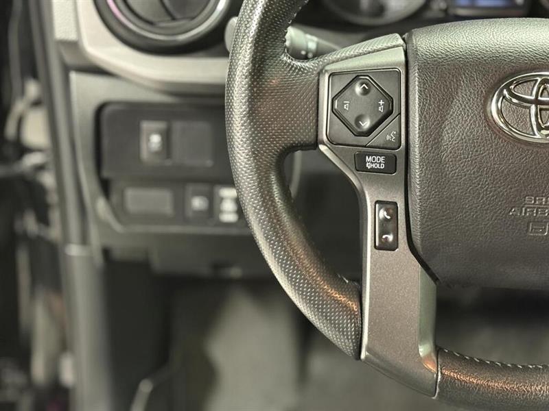 toyota Tacoma 2021 - 12