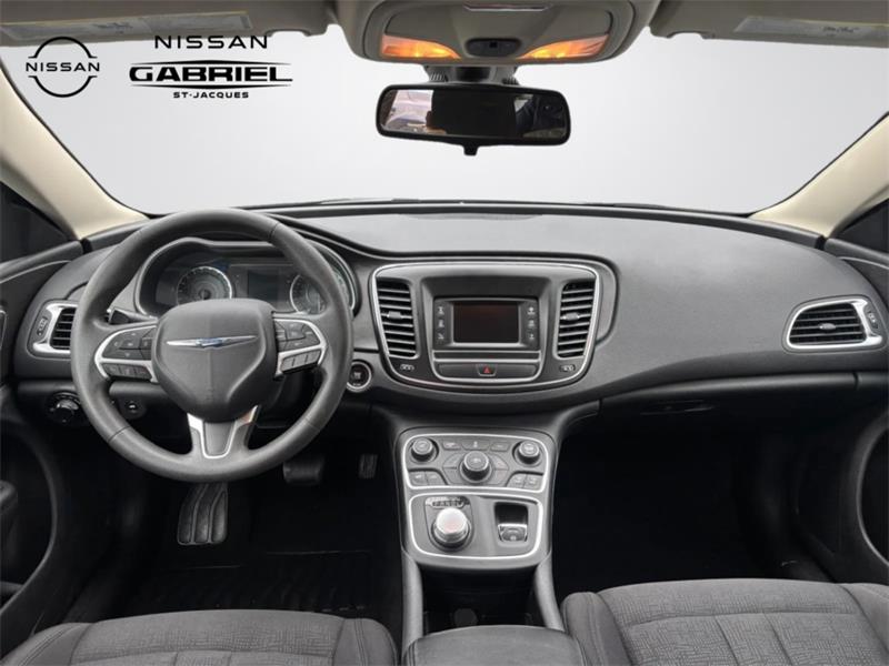 chrysler 200 2016 - 9