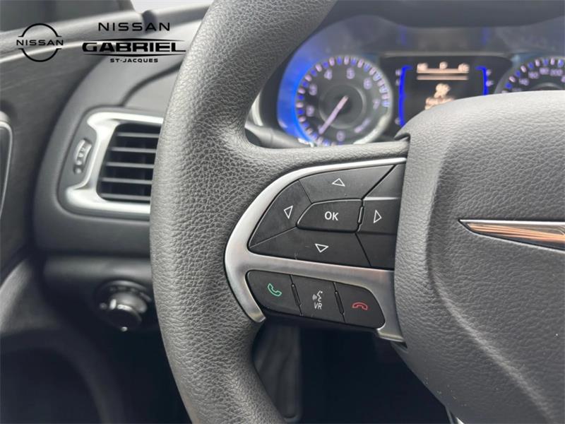 chrysler 200 2016 - 13