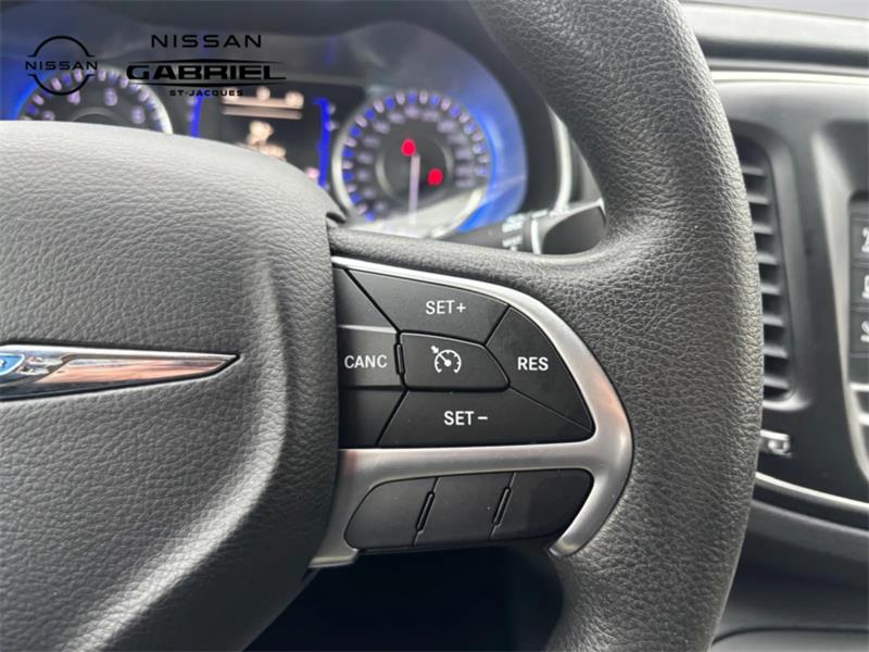 chrysler 200 2016 - 14