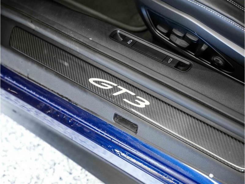 porsche 911 2022 - 15