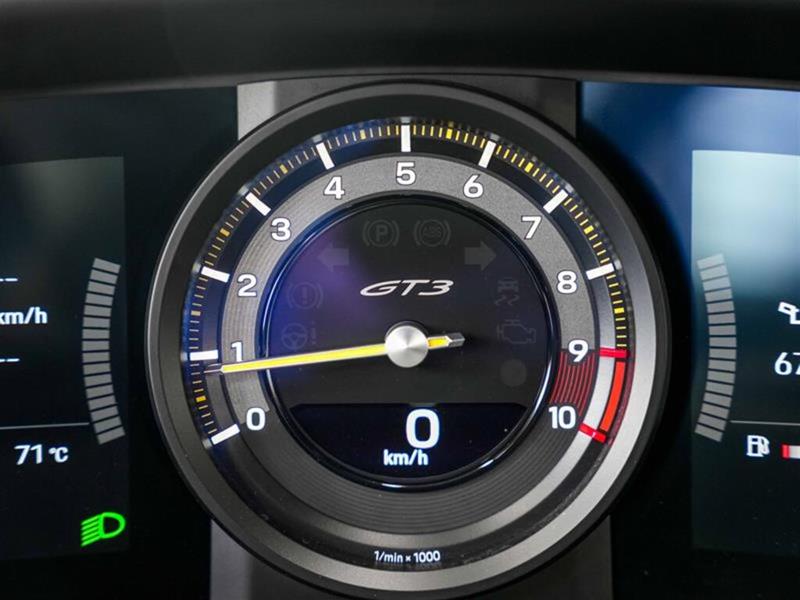 porsche 911 2022 - 23