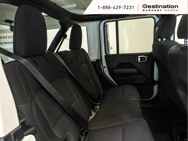 jeep Wrangler 2023 - 26