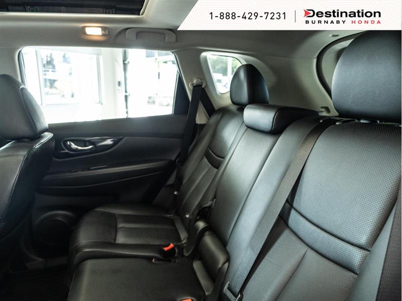 nissan Rogue 2019 - 24