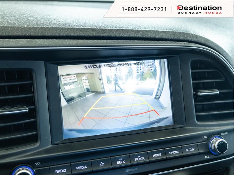 hyundai Elantra 2019 - 17