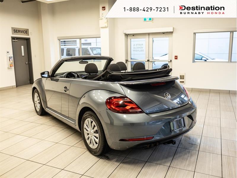 volkswagen Beetle Convertible 2017 - 10