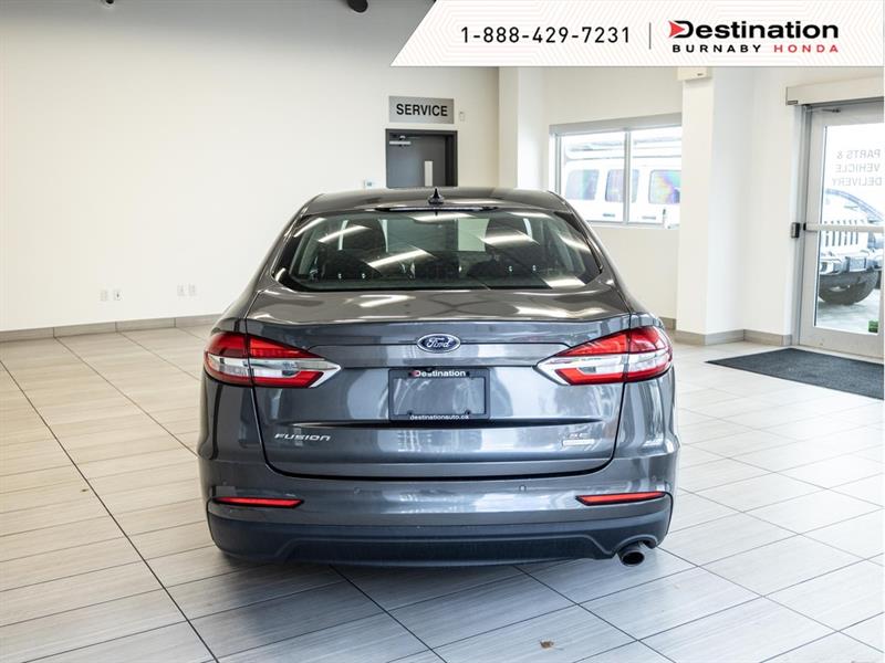 ford Fusion 2019 - 8