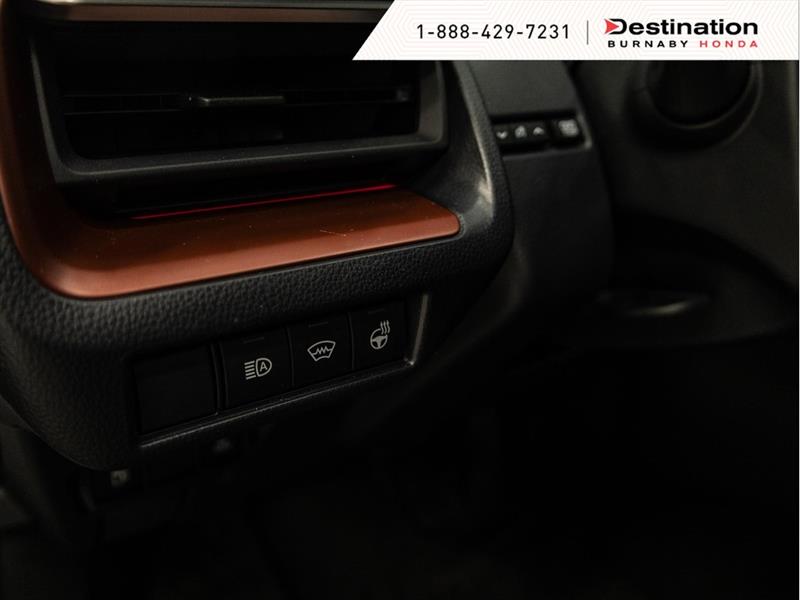 toyota Prius Prime 2024 - 13