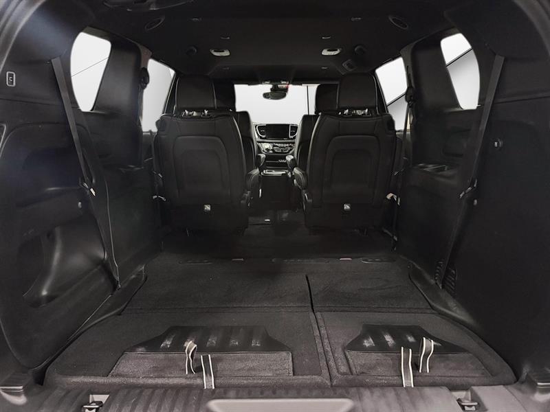 chrysler Pacifica 2023 - 8