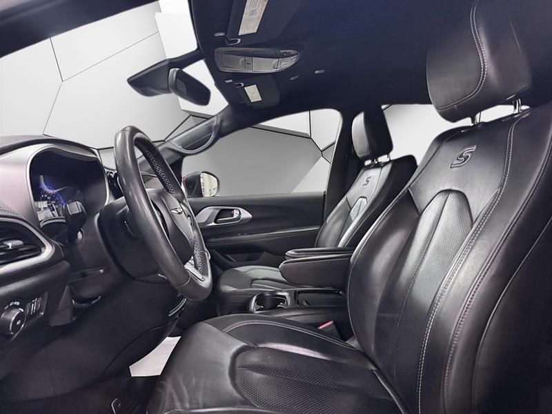 chrysler Pacifica 2023 - 9