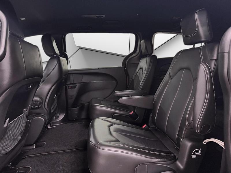 chrysler Pacifica 2023 - 10