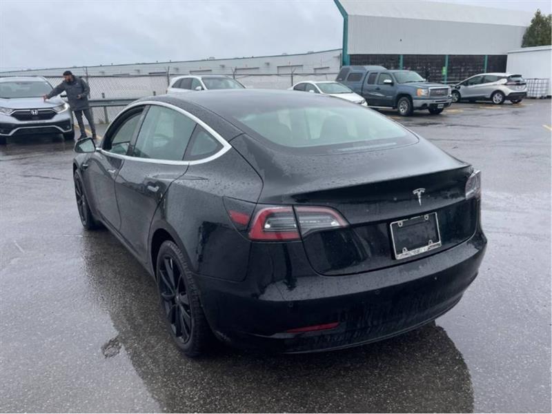tesla Model 3 2020 - 3