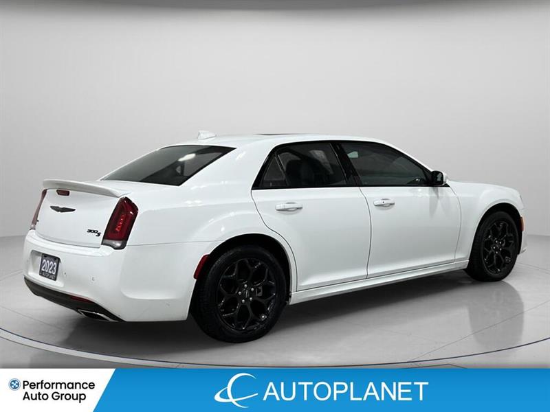 chrysler 300S 2023 - 9