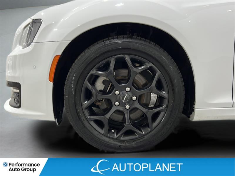 chrysler 300S 2023 - 13