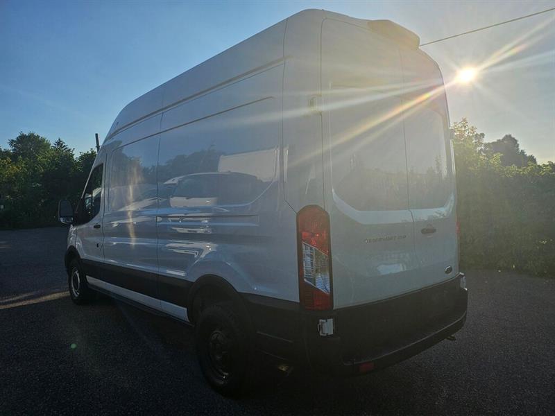 ford Transit fourgon utilitaire 2022 - 3
