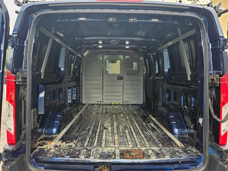 ford Transit fourgon utilitaire 2018 - 16