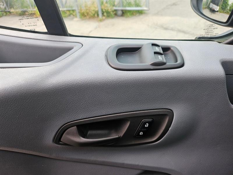 ford Transit fourgon utilitaire 2018 - 24