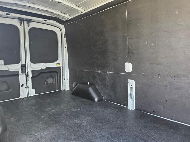 ford Transit fourgon utilitaire 2022 - 14