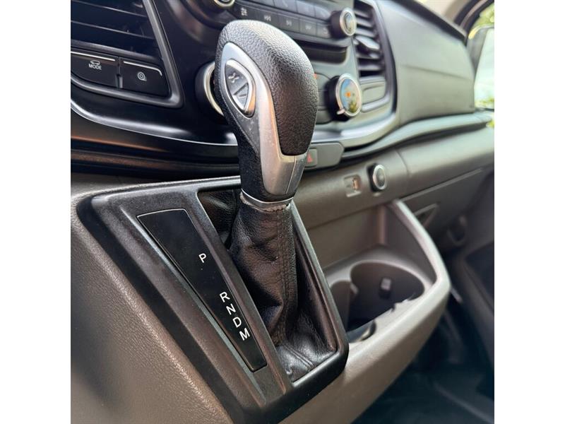 ford Transit fourgon utilitaire 2020 - 24
