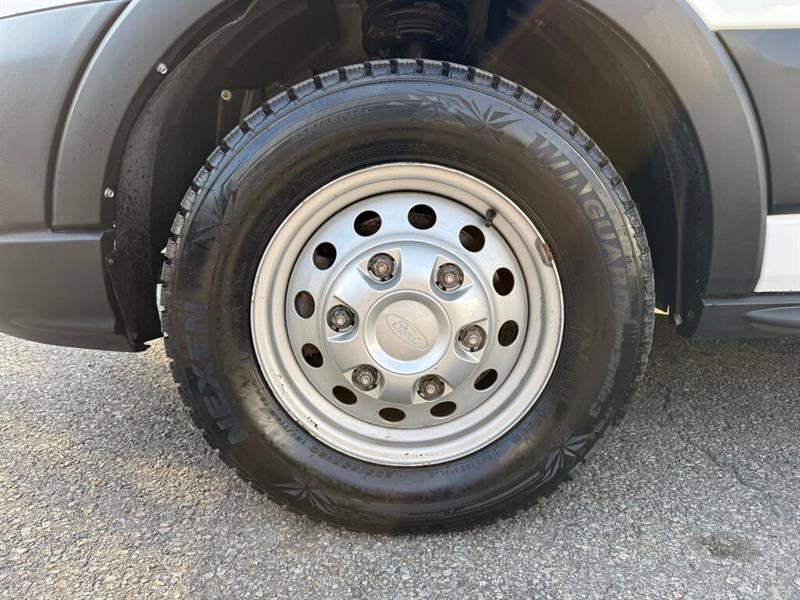ford Transit fourgon utilitaire 2023 - 10