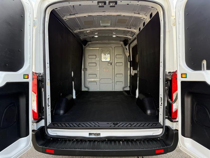 ford Transit fourgon utilitaire 2023 - 13
