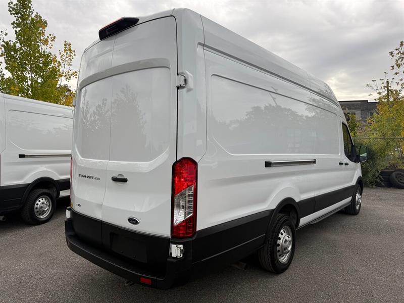 ford Transit fourgon utilitaire 2022 - 5