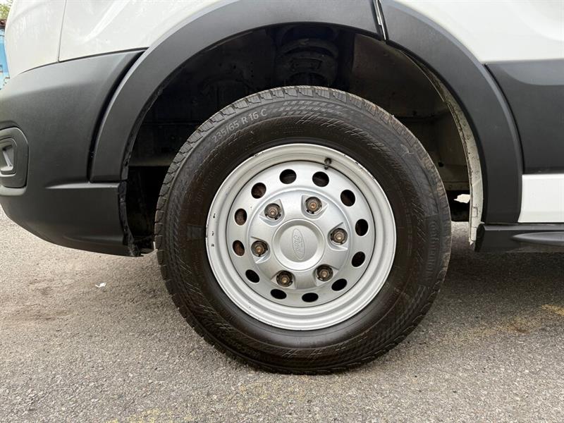 ford Transit fourgon utilitaire 2022 - 9