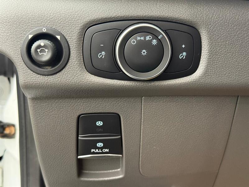 ford Transit fourgon utilitaire 2022 - 22