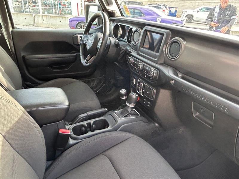 jeep Wrangler 2023 - 12