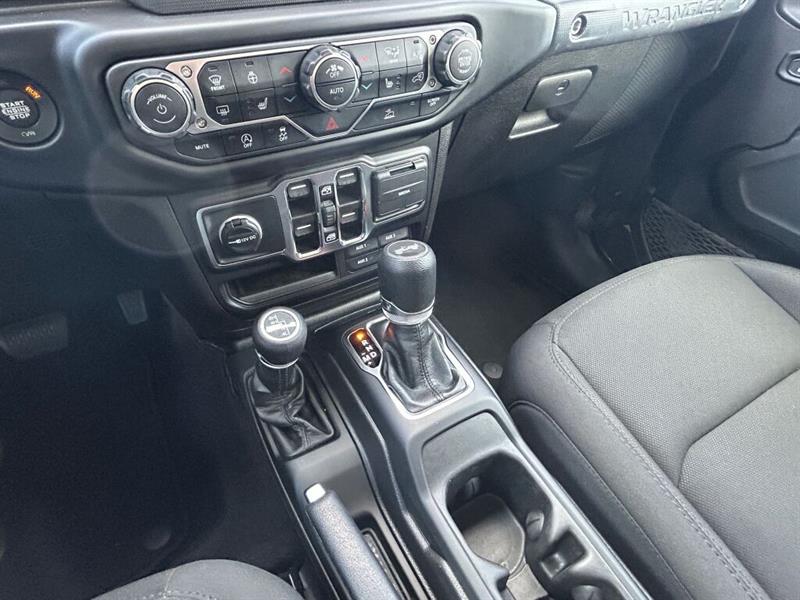 jeep Wrangler 2023 - 16