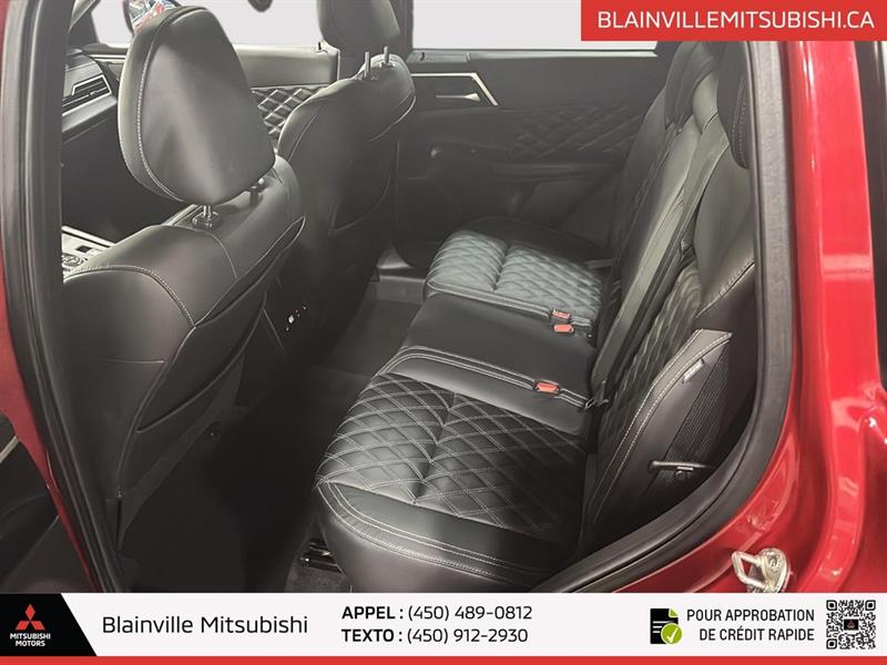 mitsubishi Outlander 2022 - 14