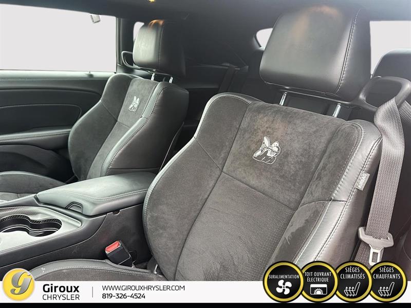 dodge Challenger 2022 - 11