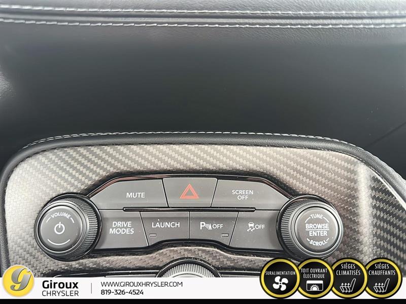 dodge Challenger 2022 - 18