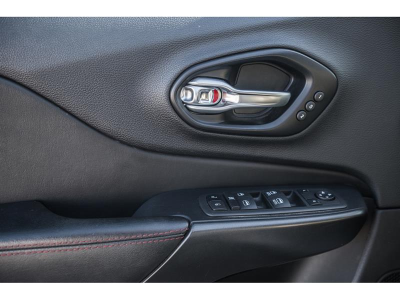 jeep Cherokee 2022 - 13