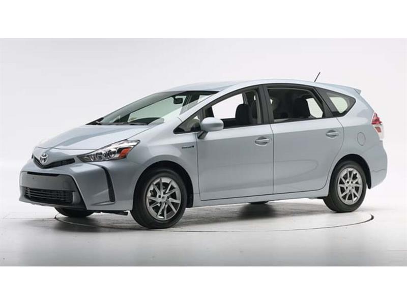 toyota Prius V 2015