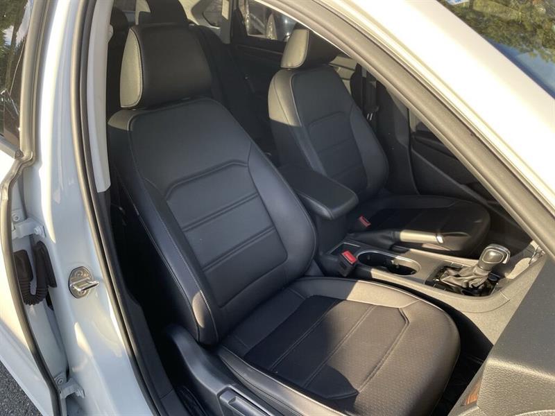 volkswagen Passat 2022 - 29