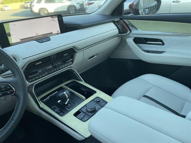 mazda CX-90 MHEV 2024 - 32