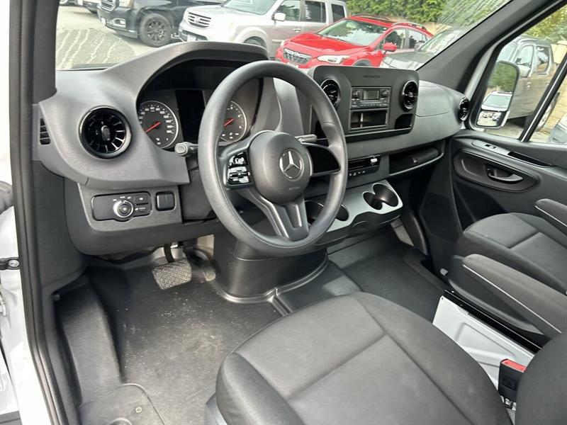 mercedes-benz Sprinter Cargo Van 2024 - 23