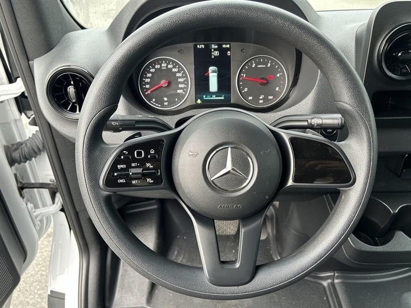 mercedes-benz Sprinter Cargo Van 2024 - 27