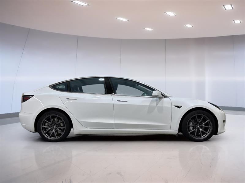 tesla Model 3 2018 - 4