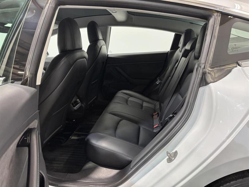 tesla Model 3 2018 - 13