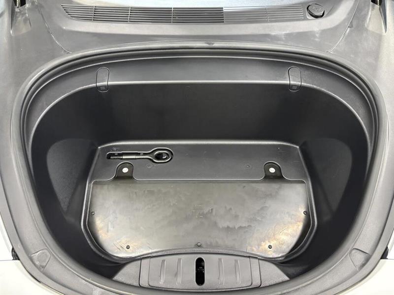 tesla Model 3 2018 - 18