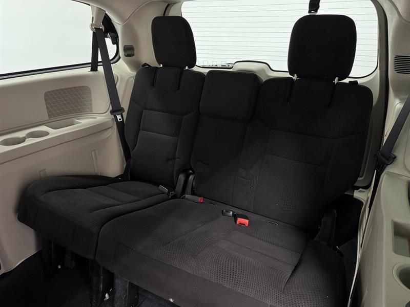 dodge Grand Caravan 2016 - 29