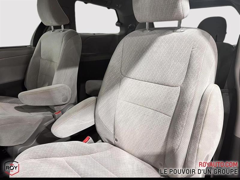 toyota Sienna 2015 - 8