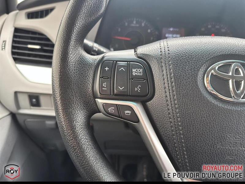 toyota Sienna 2015 - 12