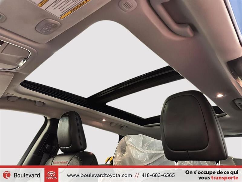 jeep Cherokee 2022 - 11